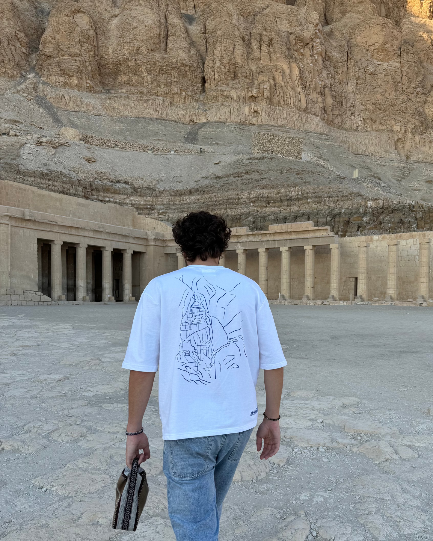 Le T-Shirt Qarya