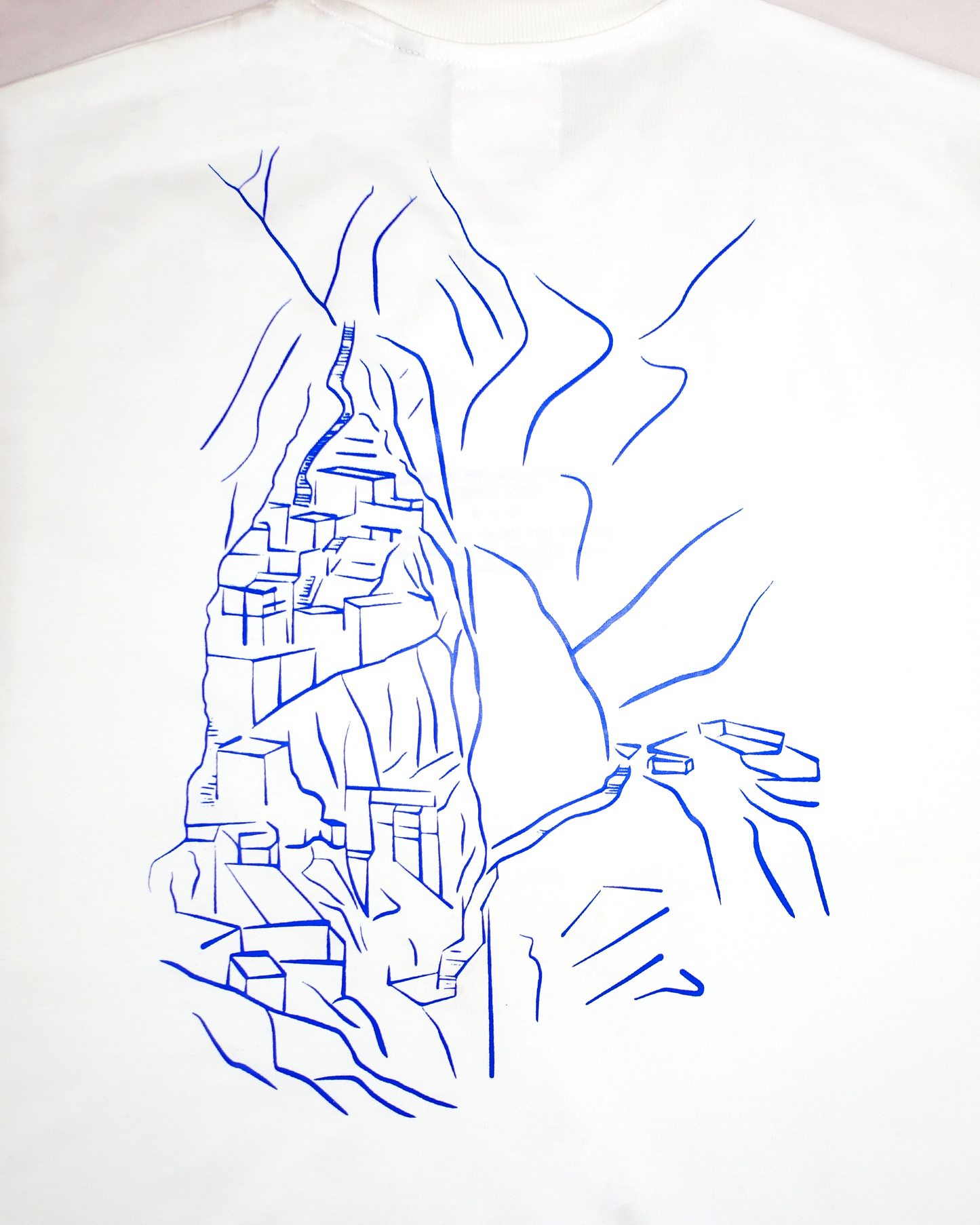 Le T-Shirt Qarya